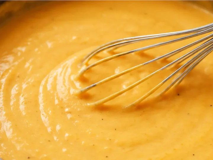 OMG! Creamy Cheddar Sauce in 10 Mins!