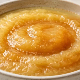 Silky Homemade Apple Sauce in 15 Mins!