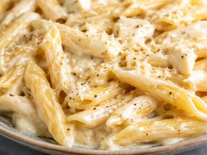 15-Minute Cream Cheese Pasta