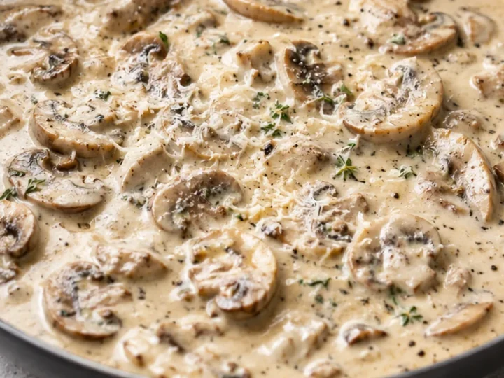 Creamy Mushroom Parmesan Sauce: So Rich & Dreamy!