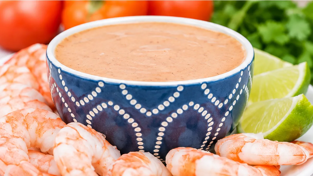 Mississippi Comeback Sauce: The Best Dip! Whip up authentic Mississippi Comeback Sauce in minutes! This creamy, tangy, and addictive dip is perfect for fries, c