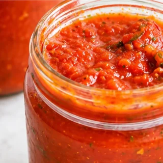 Easiest Tomato Basil Marinara